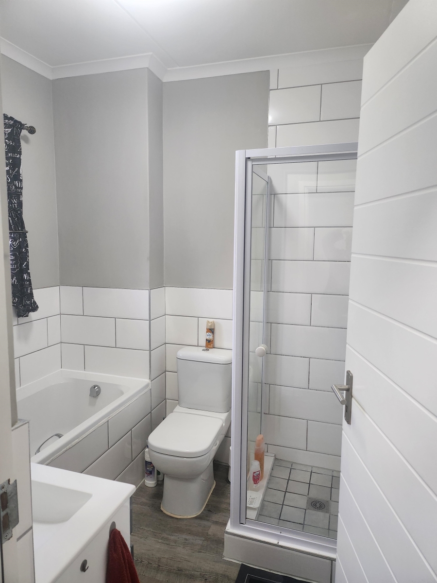 2 Bedroom Property for Sale in Haasendal Western Cape